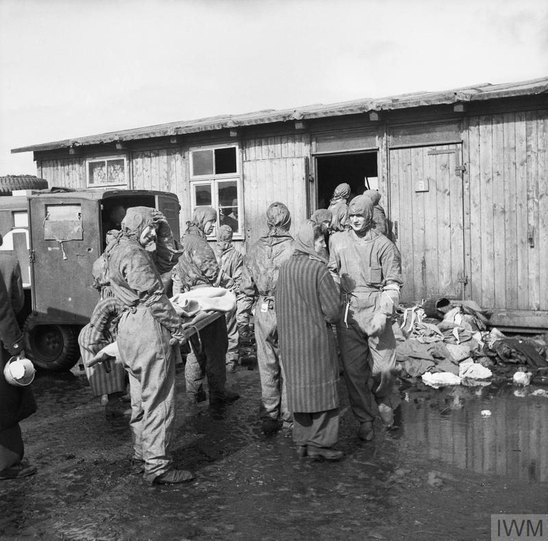 Apr 15 1945 - Liberation of Bergen-Belsen concentration camp by British & Canadian forces. About 60,000 people died there, including 20,000 Soviet POWs; 60,000 starving and ill prisoners were liberated. iwm.org.uk/history/the-li…