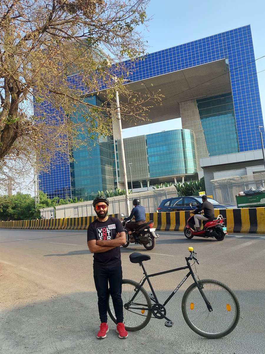 #Happyhyderabad Ride to Banjara hill niloufer cafe Happy journey & we will be missing your leadership & Daily cycling rides @UllasChandrakar #HyderabadCyclingRevolution #hyderabadactivemobility