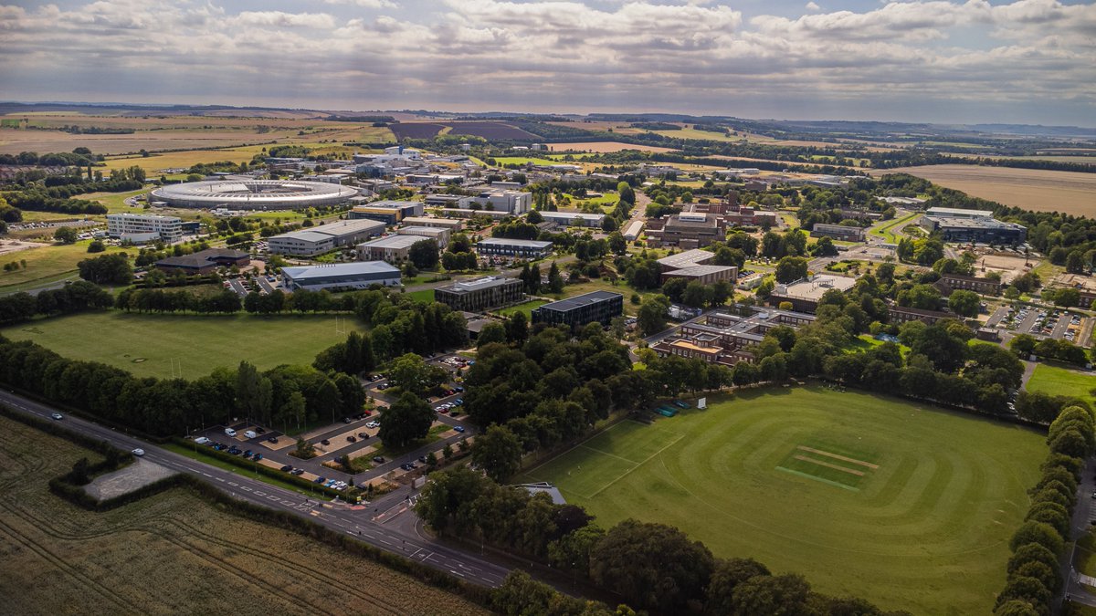 Counting down to those magical days when Campus is green & thriving again. There are plenty of trails on campus for you to follow when the sun is out, get those steps in & enjoy some fresh air. Harwell comes alive at this time of year. harwellcampus.com/life/