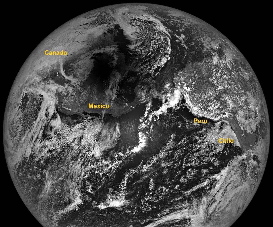 The recent solar eclipse seen from the Moon by NASA's Lunar Reconnaissance Orbiter. lroc.asu.edu/images/1368
