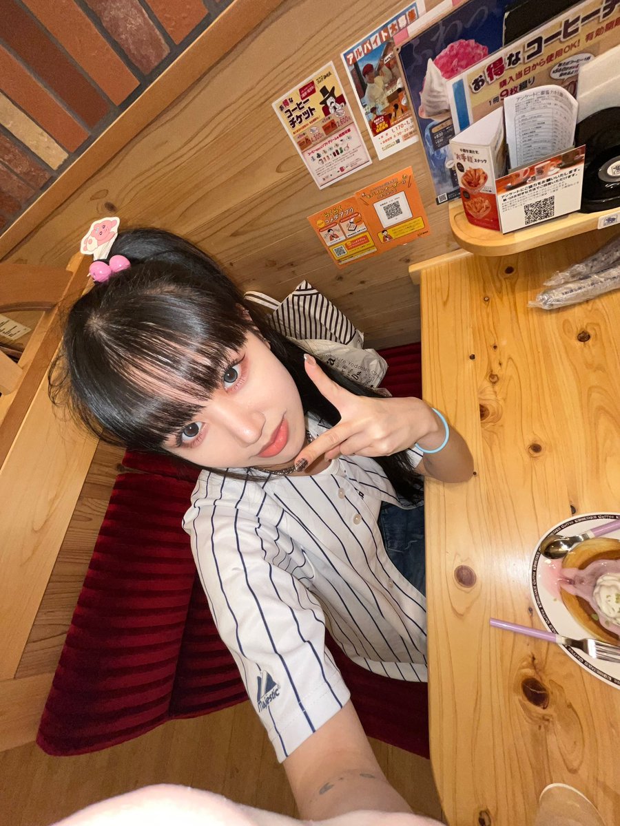 tzulingfiles's tweet photo. 📸 : bstage update (240415)

#ViV #비브 #TZULING #쯔링 https://t.co/5JDD0Z014C