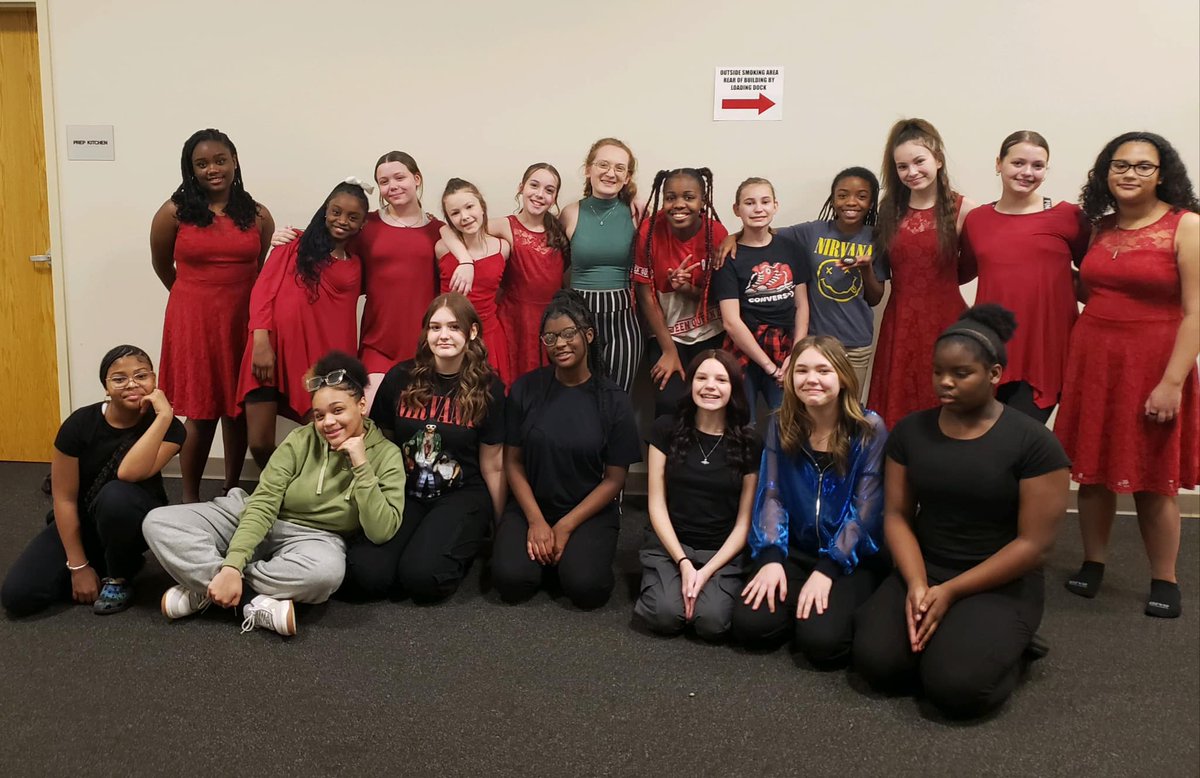 The Richland School of Academic Arts dancers performed at the Mid Ohio Artapalooza Art Show. Coordinated by Miss. Lelu. it was the first time dancing was featured as a part of the show.

#bchf #integratedarts