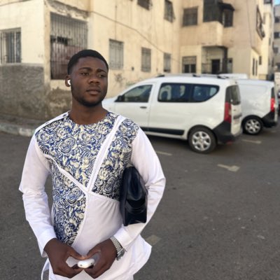 Christclaunel's tweet photo. #NouvellePhotoDeProfil https://t.co/PNvqVrTPp5