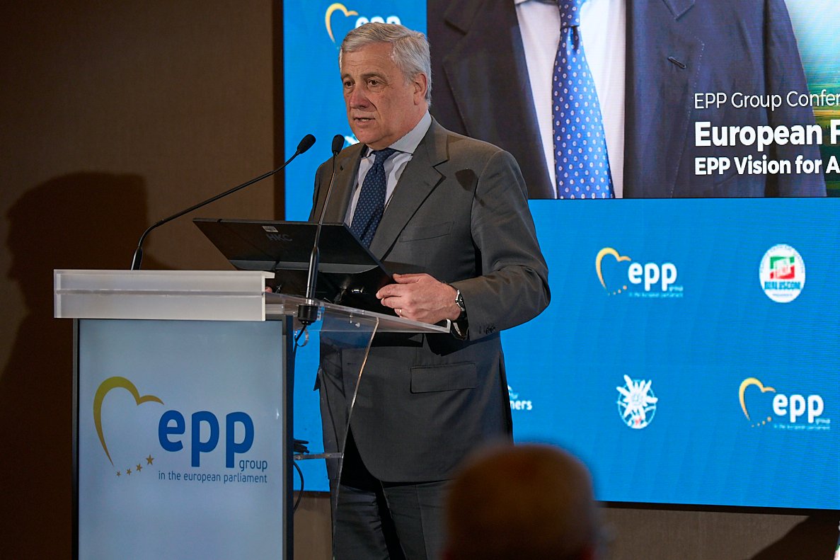 EPPGroup tweet picture