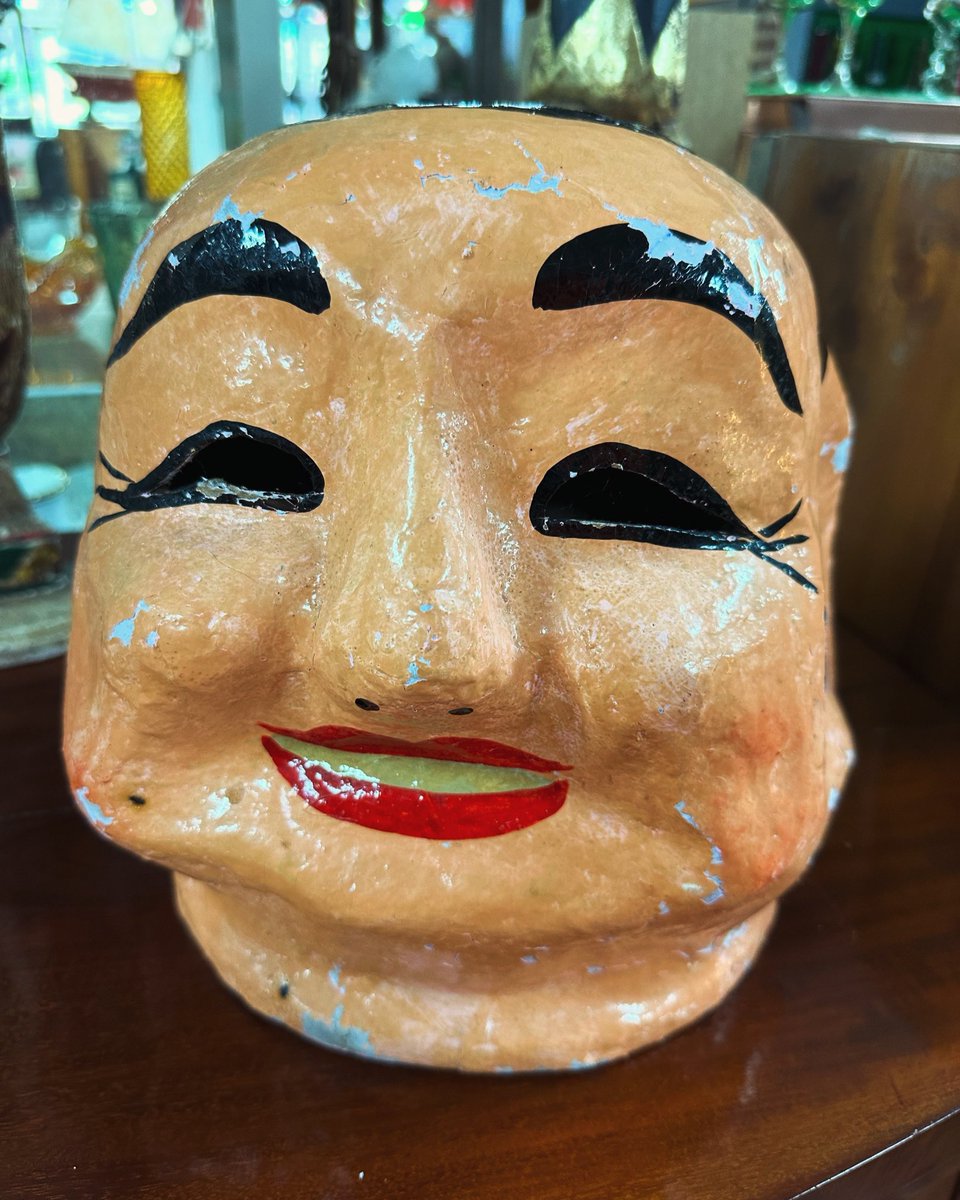 Large paper mache head. #fair #funofthefair #papermache #papermachehead #astraantiquescentre #hemswell #lincolnshire