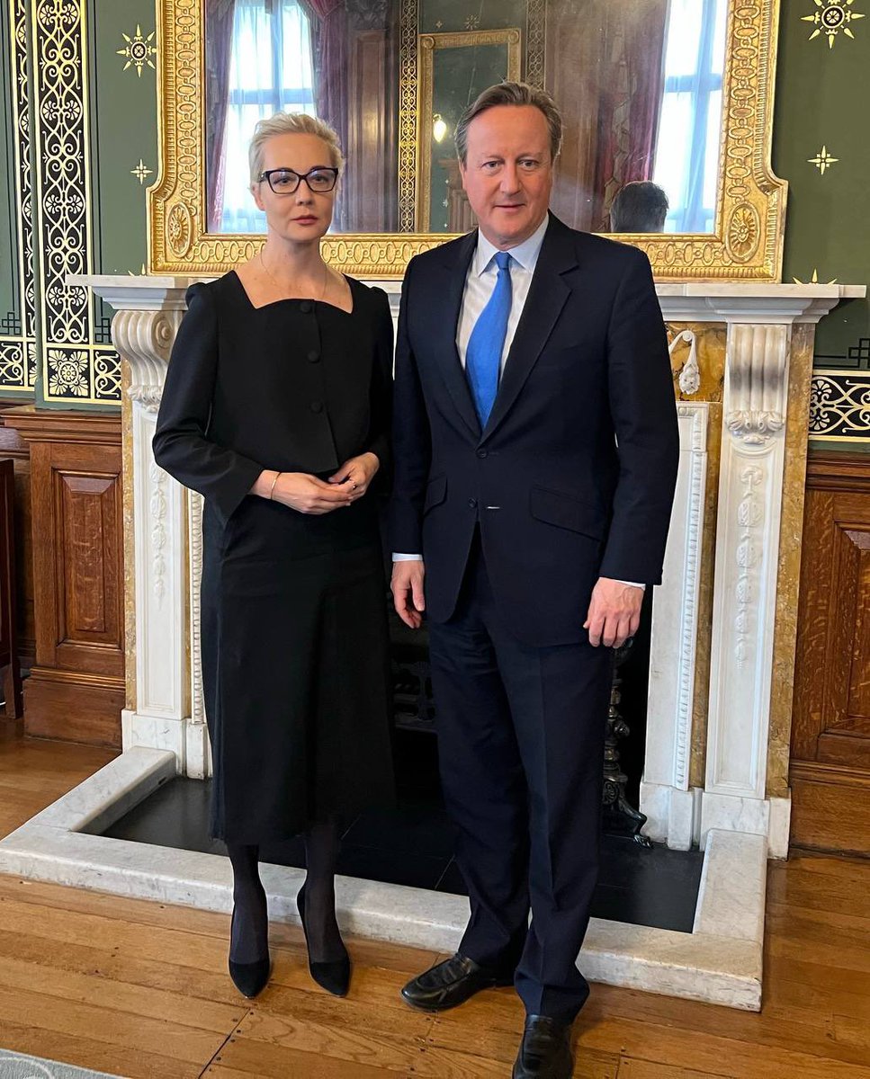 sultanbegova's tweet photo. Извините, но я вынуждена признаться, что каждый раз когда я вижу Юлю, я не могу сдержать восхищения: красота, стать, стиль, подача, умение держаться и всё это с умом и харизмой
Прекрасная и настоящая😍 https://t.co/6w91TXRlUi