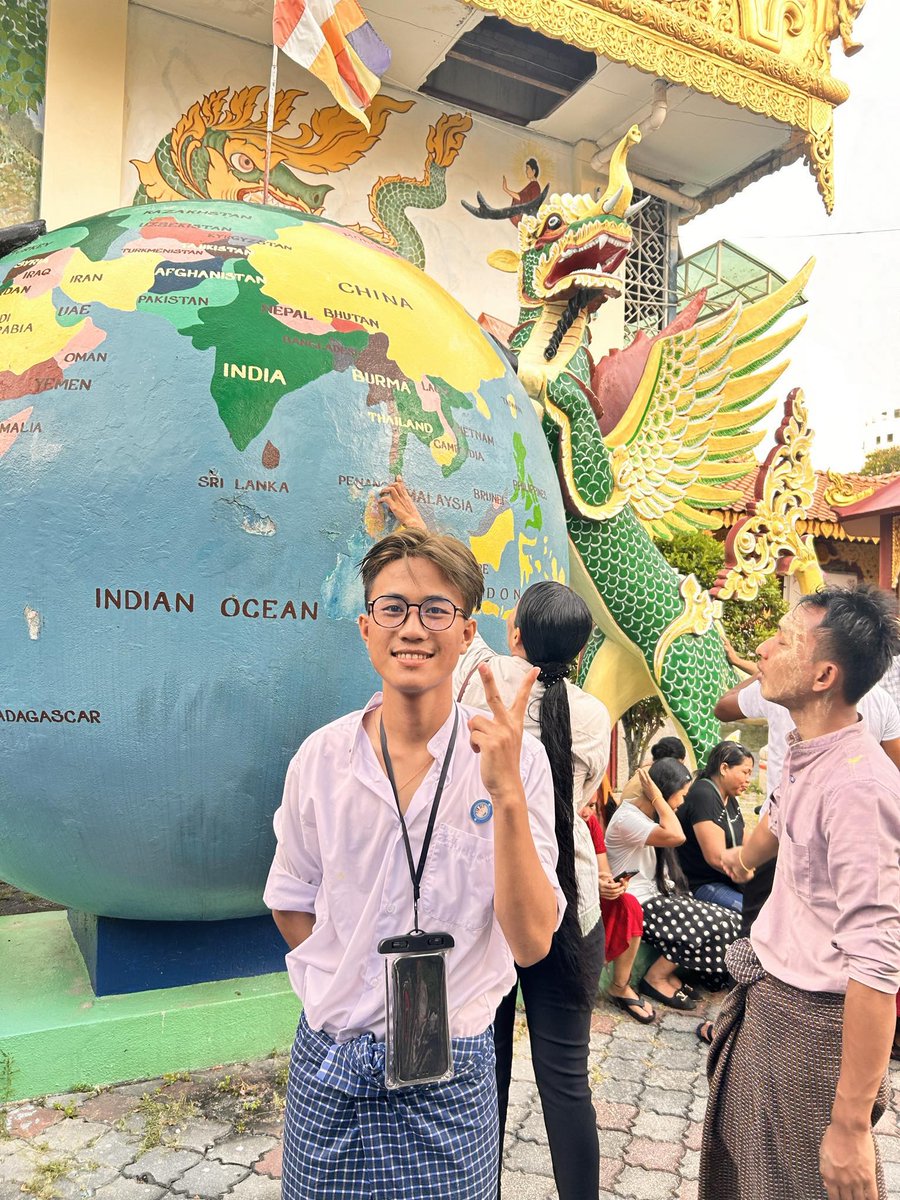 22John44's tweet photo. တွေ့တဲ့သူတွေ့လောက်တယ် ရမ်းကခဲ့တာကိုလေ 🤣🤣 https://t.co/7tr91YouR8