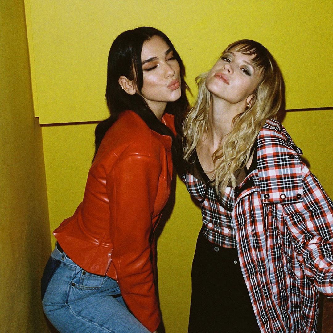 .@DUALIPA is the 2nd international female artist after @angele_vl with the most Diamond certified songs in France, with 9! 💎 “Scared to Be Lonely” 💎 “New Rules” 💎 “One Kiss” 💎 “Don’t Start Now” 💎 “Physical” 💎 “Cold Heart” 💎 “Levitating” 💎 “Fever” 💎 “Love Again”