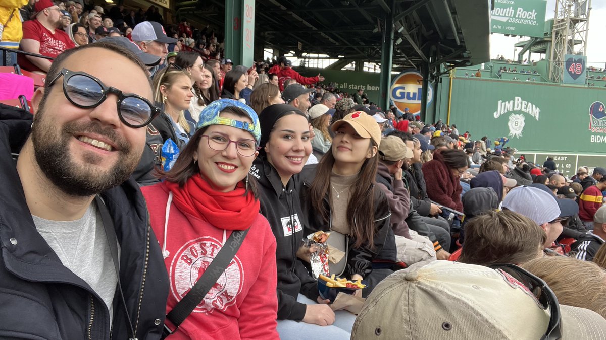 DiRuscio_Lab's tweet photo. The lab went to see a @RedSox game this weekend, the first one for 2 of us!! We had a lot of fun https://t.co/YnIPZ29k82