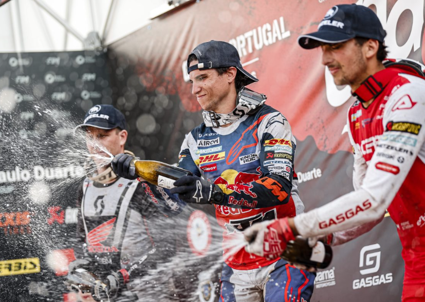 Ganadores repetidos en país repetido
|||acortar.link/6P1bob|||
#EnduroGP #Enduro #Portugal #JosepGarcía #KTM #SteveHolcombe #Honda #GatoMotos #FuelUniverse