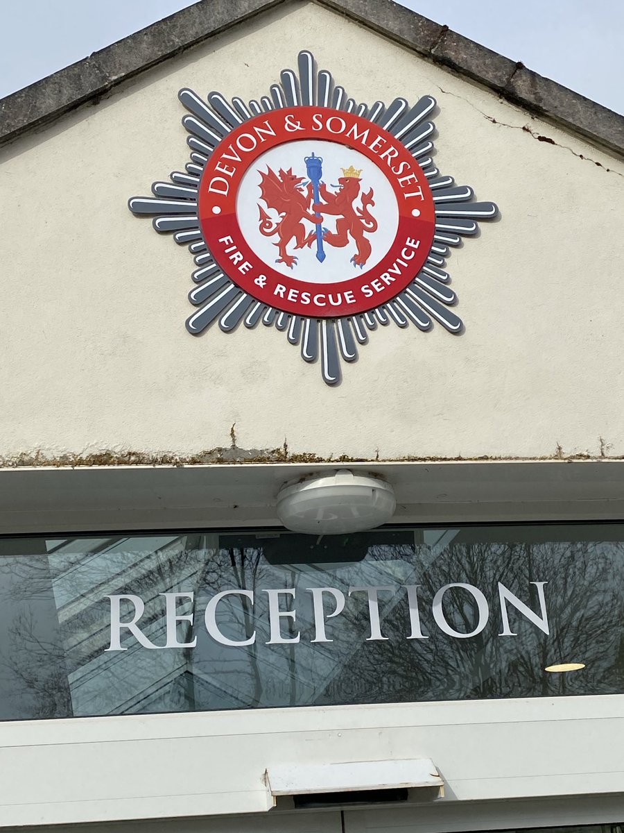 Carl Smith (@carlsmithcop) on Twitter photo Amazing discussions here today at the EXIT consensus meeting. A share language around extrication of patients at RTCs for all emergency responders, can this be achieved? #EXIT <a href="/ParamedicsUK/">College of Paramedics</a> <a href="/NFCC_FireChiefs/">National Fire Chiefs Council</a> <a href="/Norfolkfire/">Norfolk Fire and Rescue Service</a> <a href="/timnutbeam/">Tim Nutbeam</a> <a href="/HaldenHB/">Hutch</a> Amazing discussions here today at the EXIT consensus meeting. A share language around extrication of patients at RTCs for all emergency responders, can this be achieved? #EXIT <a href="/ParamedicsUK/">College of Paramedics</a> <a href="/NFCC_FireChiefs/">National Fire Chiefs Council</a> <a href="/Norfolkfire/">Norfolk Fire and Rescue Service</a> <a href="/timnutbeam/">Tim Nutbeam</a> <a href="/HaldenHB/">Hutch</a>