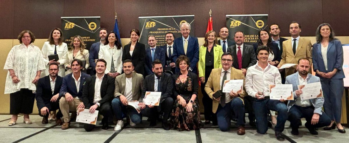 🏆 Premios Nacionales de la Franquicia 2023 @AEFranquicia La @ComunidadMadrid cuenta con más de 29.000 #franquicias q emplean a cerca de 137.000 trabajadores. Además, nuestra región concentra el mayor número de centrales franquiciadoras, con el 29% del total nacional