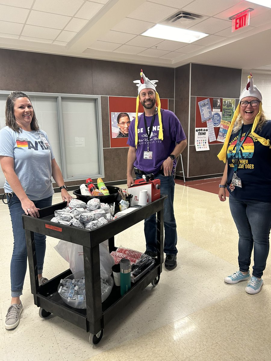 Nikki Minich tweet media