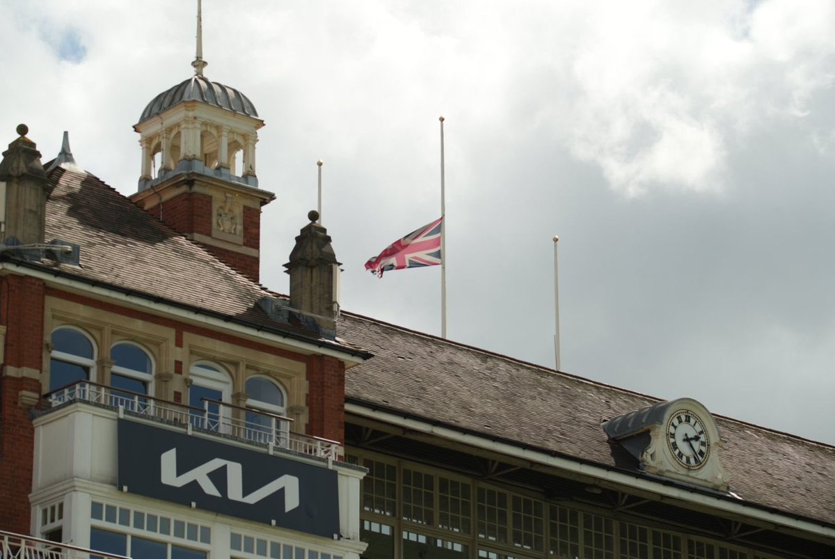 surreycricket's tweet photo. We are saddened to hear of the passing of Derek Underwood. As a mark of respect we have lowered the Union Flag to half mast.

Underwood took 108 first-class wickets at The Oval including taking 7/50 to win the game late on the final day in the 1968 Ashes.

🤎 | #SurreyCricket https://t.co/Mm9rQGdZww