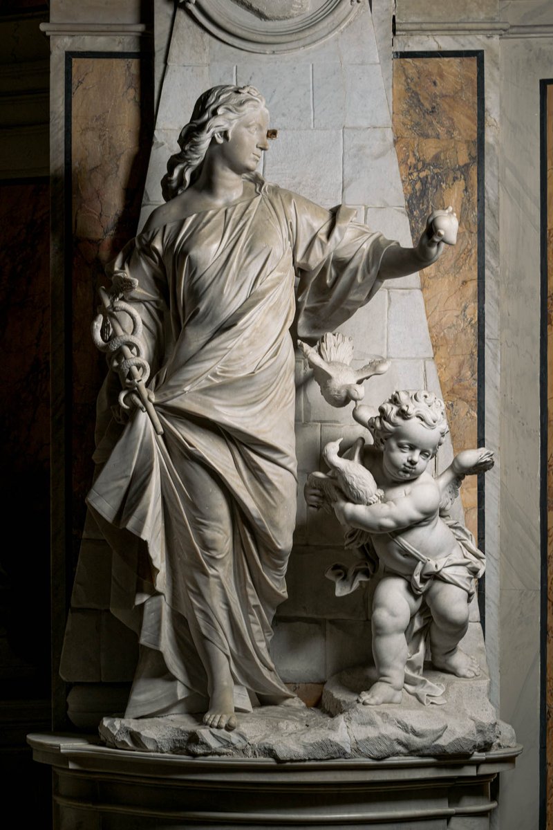 La Sincerità: il principe Raimondo di Sangro commissionò quest’opera al Queirolo, come omaggio a sua moglie Carlotta Gaetani. 327 Collective #arteitaliana #statue
