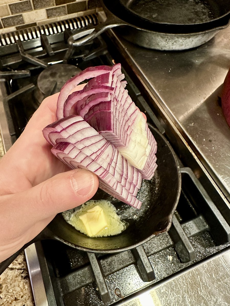 The proper amount of red onion for a breakfast burrito