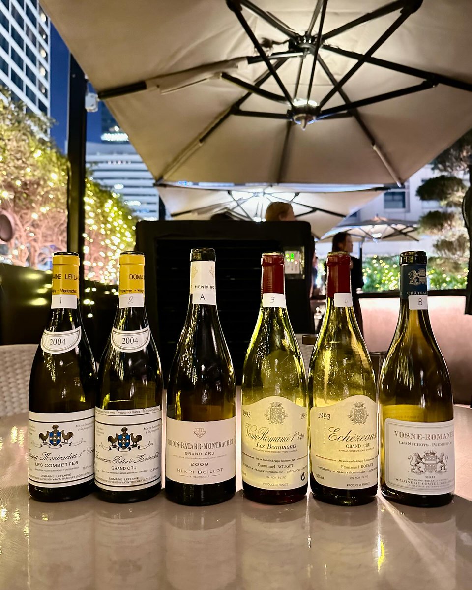 A lineup of sensational wines — my wine of the night was the 2004 Leflaive Bienvenue-Batard-Montrachet though the Puligny-Montrachet Combettes was not far behind! #burgundy #Bourgogne #勃艮第 #부르고뉴 #grandcru #wine #winetasting #finewine #masterofwine #와인 #와인추천 #葡萄酒