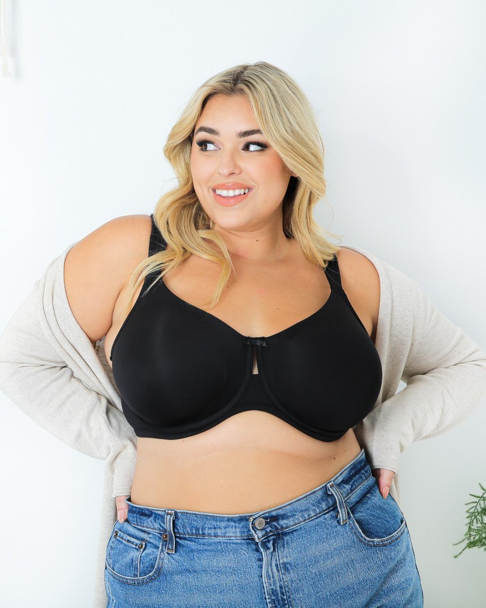 Fresh drops from your go-to brand, Parfait! 🌟 Say hello to comfort and style with our latest Non Wired and Moulded Bras collection, and that's just the beginning. Dive into luxury and embrace every curve! 💖 bit.ly/3vIYY4x