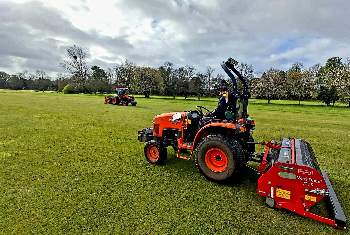 fancey76's tweet photo. A reload and double-up to get the last few fairways finished @RedeximUK.
Such a satisfying job to watch and knowing all the added benefits that come with it.
Shout out to @SteelmasterUK for the continued speedy and reliable service 👏 @SouthwickParkGC https://t.co/YF63PYvsjh