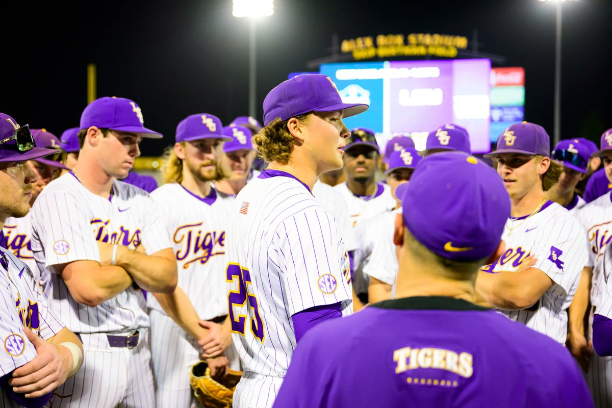 GAMEDAY 🔜 for @LSUbaseball, as they are back in the Box this evening for a midweek match up!

🆚@PrivateersBSB
⏰ 6:30 p.m. CT
🚪 Gates 0 & 2 open @ 5 p.m.
🚪 All gates open @ 5:30 p.m.
📍 Alex Box Stadium

#GeauxTigers | #ThePowerHouse 🐅