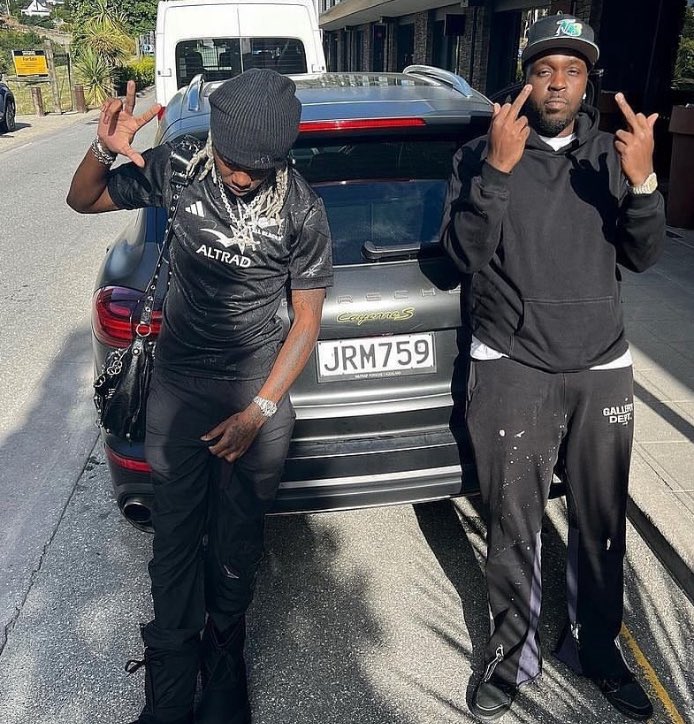 lifesforsaken's tweet image. #YVL