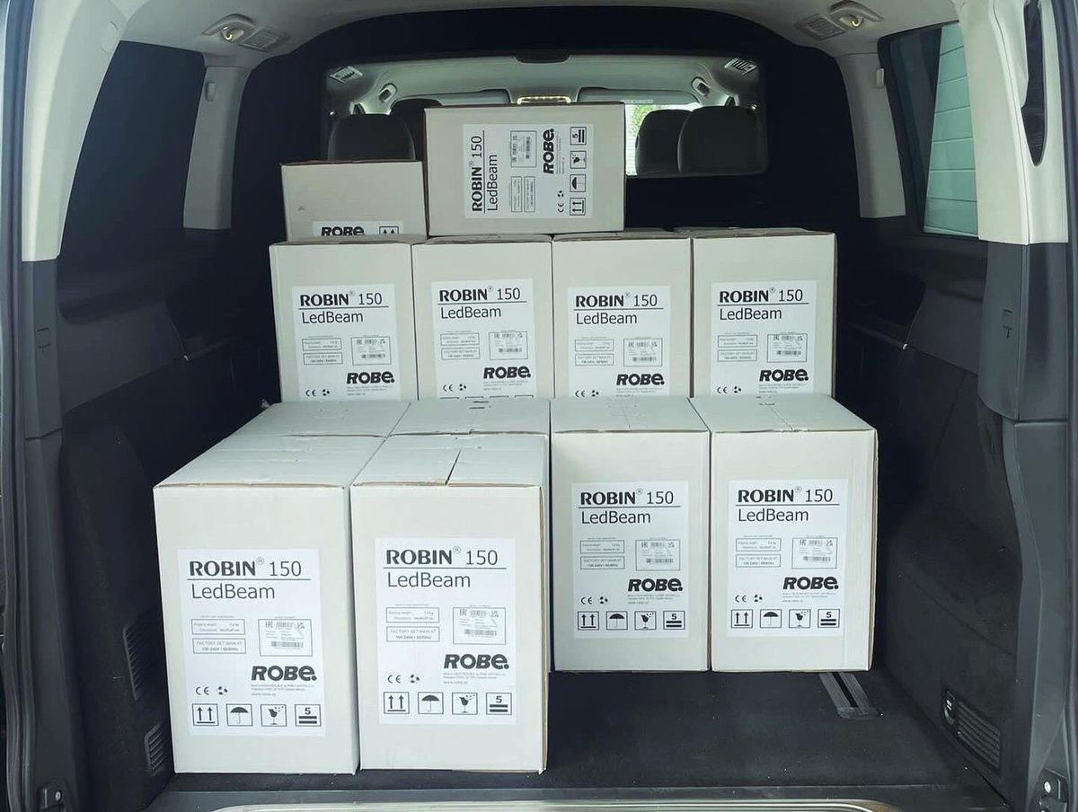 Robelighting's tweet photo. It’s a #NewGearMonday delivering new @Robelighting #PAINTE, #LEDBeam150 &amp; #ParFect150 luminaires with Demo Productions.

#robelighting #newrobegear #demoproductions #techlife #lightinglife https://t.co/HdkERGAw3x