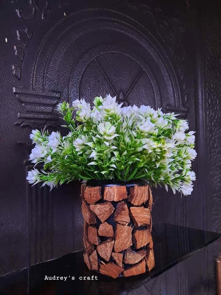 Audreys_Crafts's tweet image. #coconutshells

Crafted by Audrey’s Craft