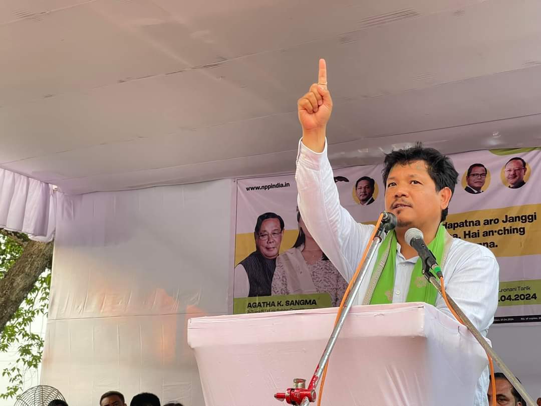 MLwithConrad's tweet photo. Seeking blessings with gratitude!
Our HCM Shri. @SangmaConrad, in Selsella, standing strong with his sister, the NPP MP candidate Smt. Agatha Sangma. Together, let's thrive with love and support. ❤️
#meghalayawithconrad #npp #voteforagatha #votefornpp #MeghalayaRising #MP https://t.co/ggTwP76ubc