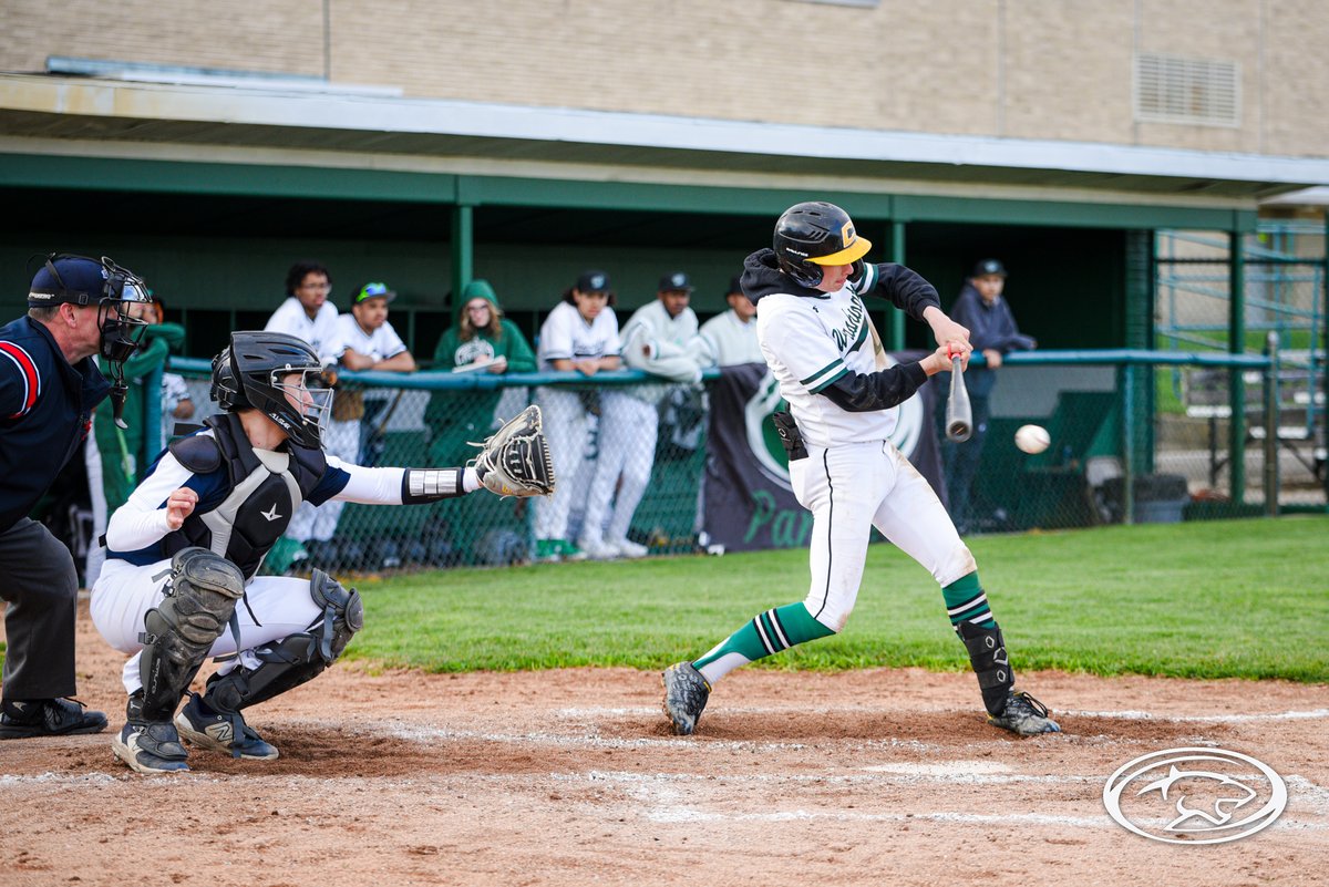 Here are some great shots from last week's Baseball game versus La Lumiere. If you would like to see more, go here: southbendwashingtonathletics.com/photos/panther… @sbwathletics #everonward #pantherpride