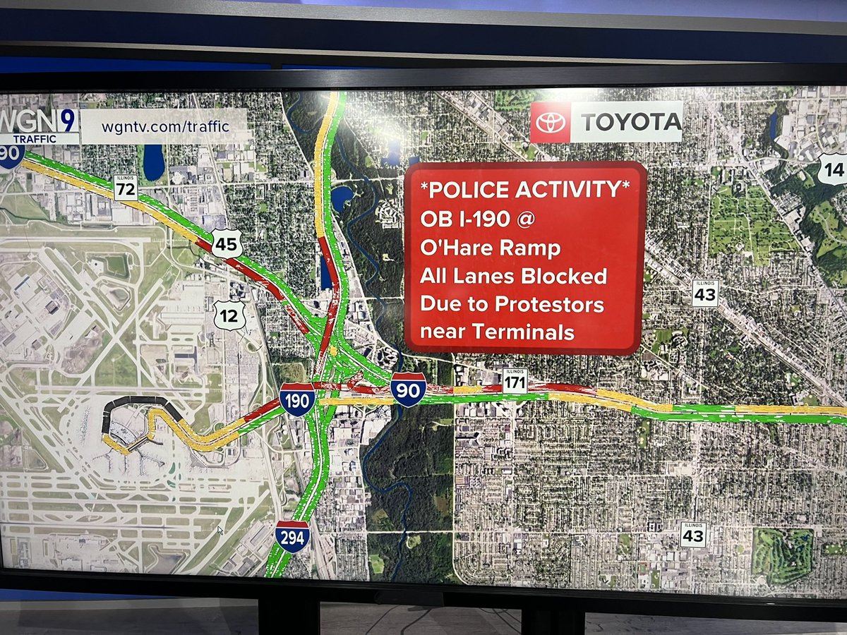 LANES SHUT DOWN AT OHARE. There are protestors blocking all lanes on OB I-190 near @fly2ohare terminals. We are bringing you updates right now on @WGNMorningNews.