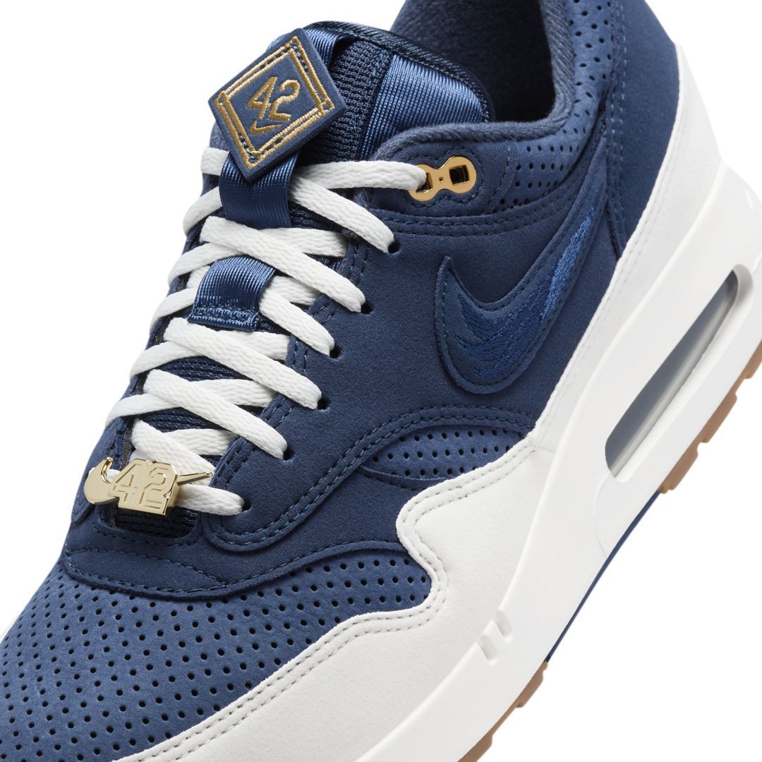 Almost Live via SNKRS: Nike Air Max 1 '86 'Jackie Robinson' ⚾ site.supply/440LptD site.supply/440LptD