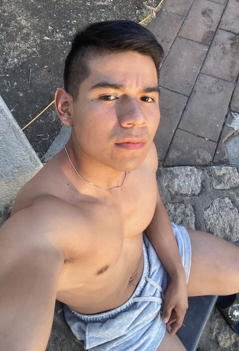 LXXX38SM's tweet photo. ⛅️☀️ https://t.co/SnLltC5uHr