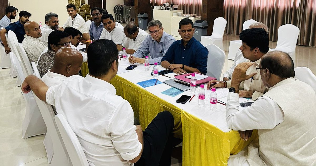 Along with our @Goaforwardparty President @VijaiSardesai bab attended the @_INDIAAlliance meeting. #TeamGFP will work towards the victory of #INDIAAlliance candidates in #NorthGoa & #SouthGoa.