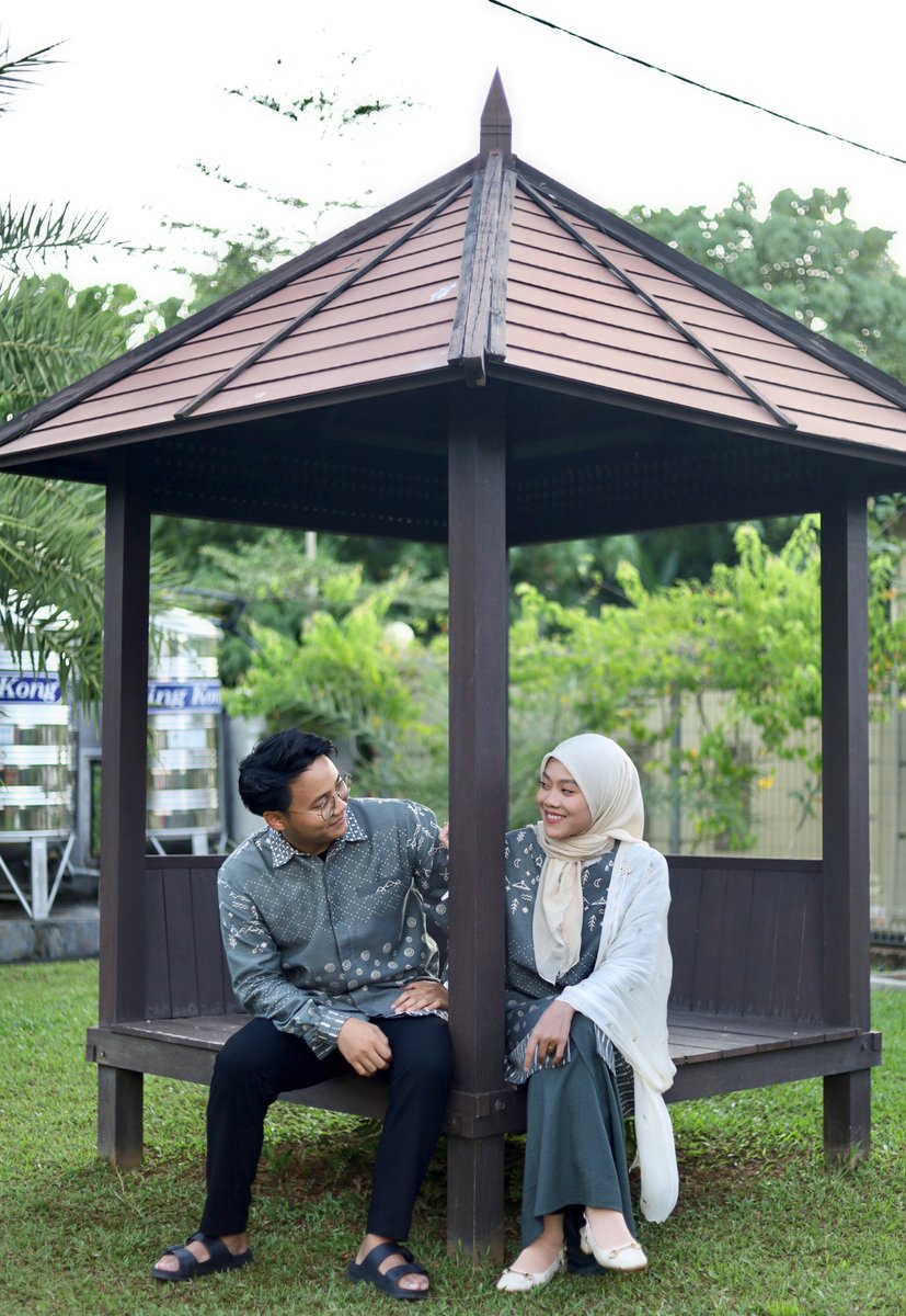 SharmineMerissa's tweet photo. raya version husband & wife π₯ #rayaday2 https://t.co/oB3grDps2X