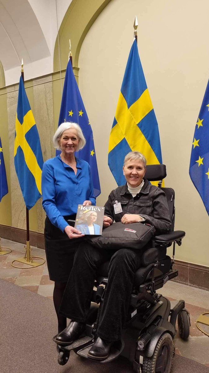 Neuroförbundet (@neurosweden) on Twitter photo I förra veckan var det regeringens patientråd då <a href="/LLidbck/">Lise Lidbäck</a> bla lyfte vikten av utökat neurologiavsnitt på läkarutbildn. och behovet av nationella riktlinjer för rehabilitering. <a href="/AckoAnkarberg/">Acko Ankarberg J</a> fick också nya Reflex i sin hand, med sin bild på förstasidan! #patientråd I förra veckan var det regeringens patientråd då <a href="/LLidbck/">Lise Lidbäck</a> bla lyfte vikten av utökat neurologiavsnitt på läkarutbildn. och behovet av nationella riktlinjer för rehabilitering. <a href="/AckoAnkarberg/">Acko Ankarberg J</a> fick också nya Reflex i sin hand, med sin bild på förstasidan! #patientråd