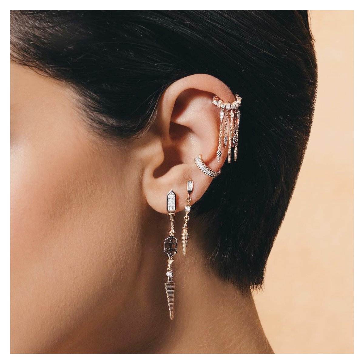 Elevate your ear game! 💫✨
#boomandmellow #jewellerylover #diamond #jewelrydesign #jewelry #instajewelry #jewellery #diamonds #goldjewelry #finejewellery #jewelleryaddict #jewelrygram #goldearrings #jewelryaddict #handmadejewelry #gold #finejewelry #jewellerydesign