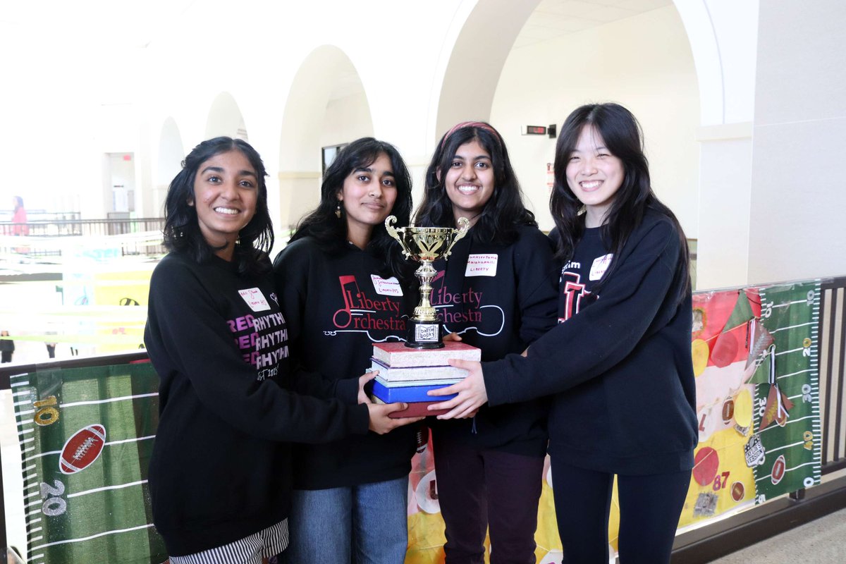 Book enthusiasts from FISD high schools experienced their own March Madness excitement as the eagerly awaited Battle of the Books event returned for its fifth year following a hiatus, attracting its largest crowd ever. 📚 Learn more: ow.ly/zmRB50RgcLc