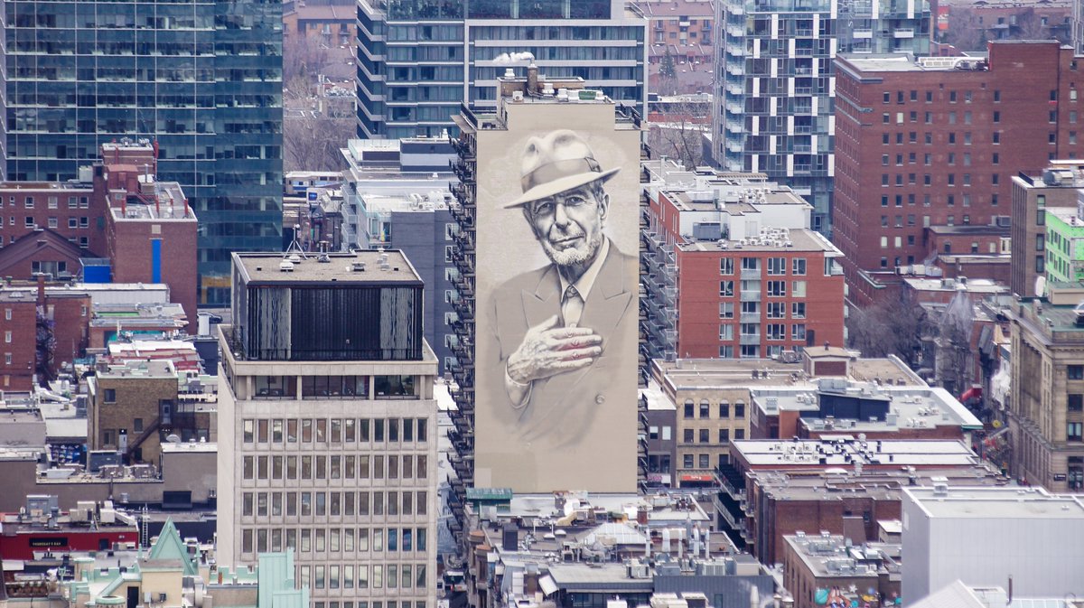 « La poésie est simplement la preuve de la vie. Si votre vie brûle bien, la poésie en est les cendres. » – Leonard Cohen, le regretté auteur-compositeur-interprète, poète et romancier canadien de #Montréal Qu’en pensez-vous? 💭