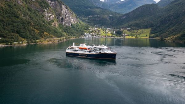 Havila Pollux is being taken out of service for the cruise leaving Bergen on May 2 to replace a small electrical engine that powers one of the aft propellers. She will resume sailing from Bergen on May 13. Affected guests are being offered free cancellations or alternative dates.