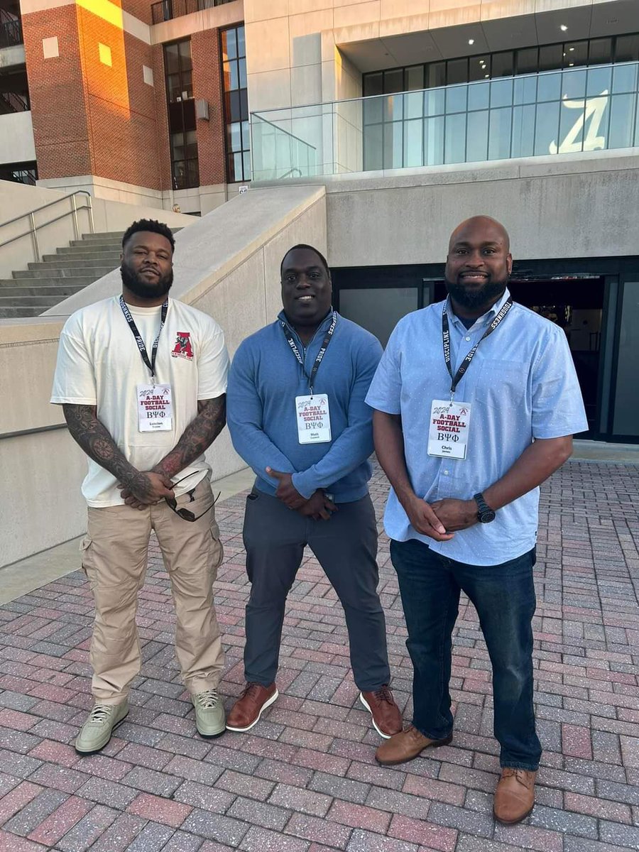 All of “The Bama Standard Network” had the honor of participating in A-Day. Thank you to these amazing people. Major thanks to @OliviaArnold and the @bryantmuseum! So grateful! ✅Thank you to our sponsors: @workspacepros, @TidalTowel, & Beaches LLC! #RollTide #BamaFactor