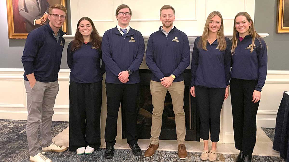 Six seniors @NotreDame College of Engineering have completed the Grand Challenges Scholars Program. This program, inspired by the @NAEeng, equips students with skills and knowledge to find innovative solutions for society’s greatest challenges. Read ⬇️ engineering.nd.edu/news/six-notre…