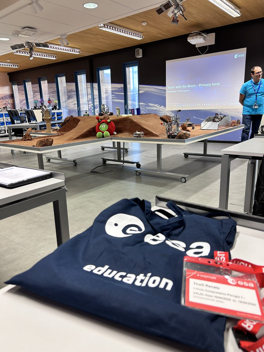 New great experience! Joining the e-technology “Teach with the Moon workshop at <a href="/ESA_BE/">ESA België Belgique</a> <a href="/ESA__Education/">ESA Education</a> 🌖🚀🛰️