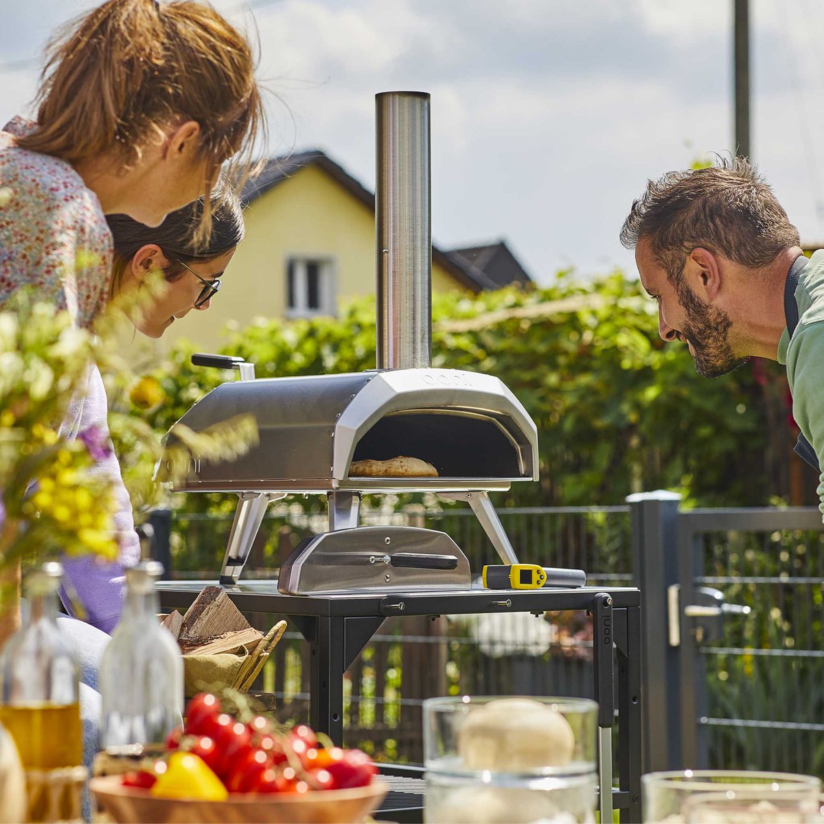 🍕 Cook authentic, stone-baked pizza in just 60 seconds! 🔥 Master the art of wood-fired pizza with the Ooni Karu! Fuelled by real wood or charcoal, this stylish oven brings the taste of Italy to your backyard.😌 Shop in-store or online: bit.ly/3UfcZQG