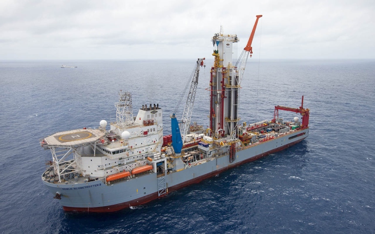 OffshoreInland's tweet photo. @OffshoreInland is currently completing a massive project onboard of this #drillship! #Offshore #RidingTeams #Fabrication https://t.co/5YZRvu6x9T