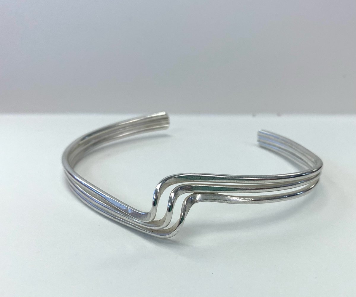 Silver Jewellery Classes at Maiden Earley School. we have a few places available on Monday and Tuesday Evenings. Please contact school 01189262467 email mescommunityarts@maidenerleghtrust.org for more info. #silverclass #artclass #wokingham #reading