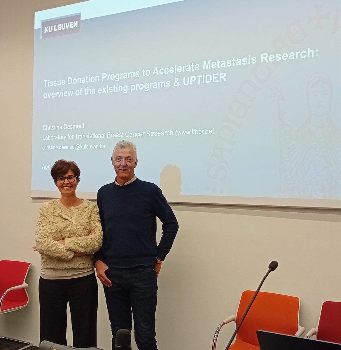 MCRBreastCentre's tweet image. Delighted to welcome Christine Desmedt @ChristineDesme2 from @Onco_KULeuven to Manchester today to talk about "Tissue Donation Programs to Accelerate Metastasis Research", hosted by @RobClarkeLab for the MBC External Seminar Series sponsored by @BreastCancerNow
@MCRCnews
@CRUK_MI