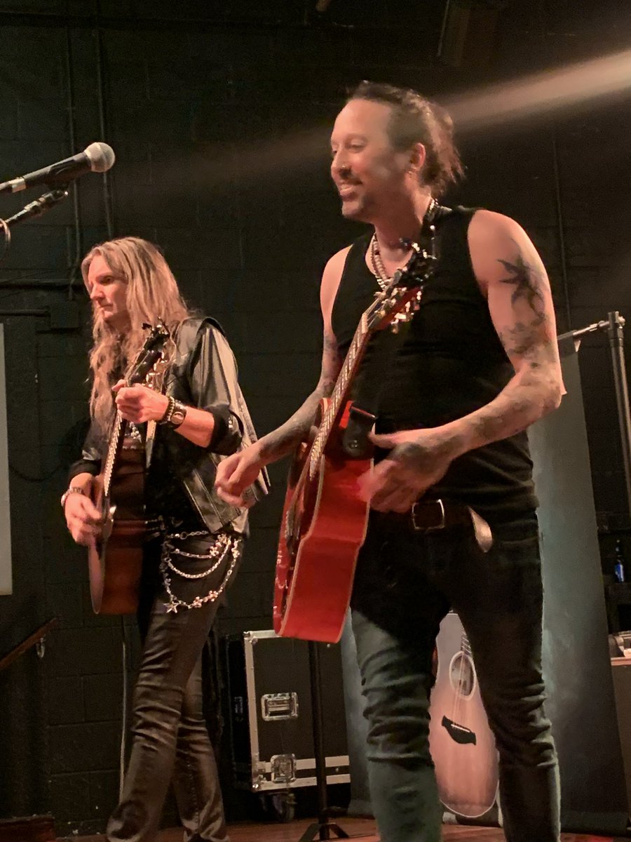 Whew! Heck of a fun run! Back for a couple days and off to Manhattan to start the next! Thanks to everyone who continue to support @joelhoekstra13 and I. You’re making this extremely special! 🤘🤘🎸🙏❤️