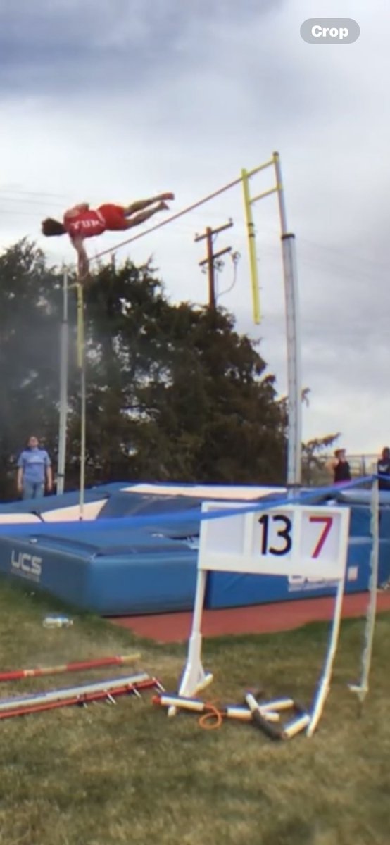 BridgerJLynch's tweet photo. Pole vault is pretty hard. I got over 13’1 as I had depth into the pit and was comfortable on my pole. Although my overall height was about 6-8 inches over 13’7 I didn’t have the depth to fully clear it. https://t.co/ZZrJb8jgBP