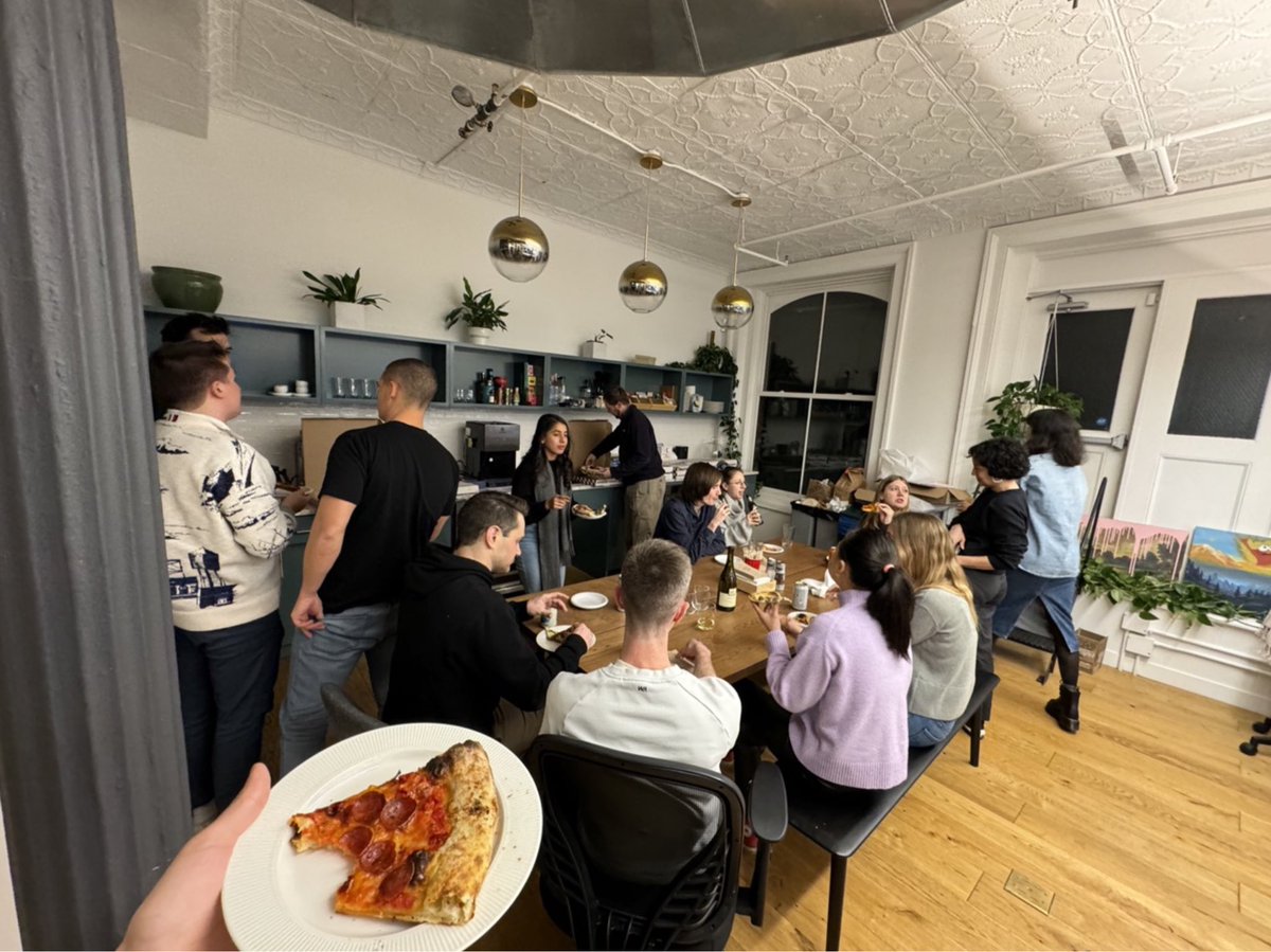 Cristóbal Valenzuela tweet media