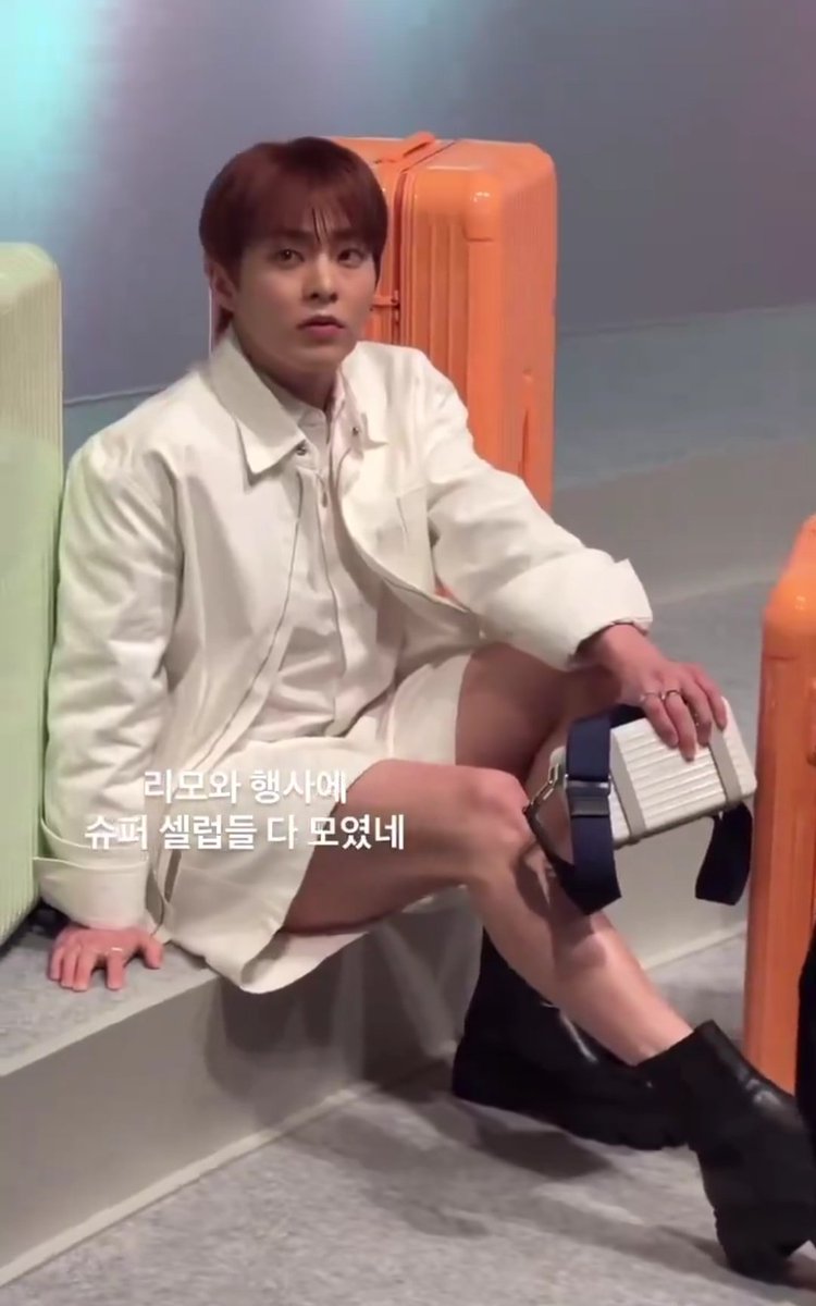 Legs so pretty #XIUMIN